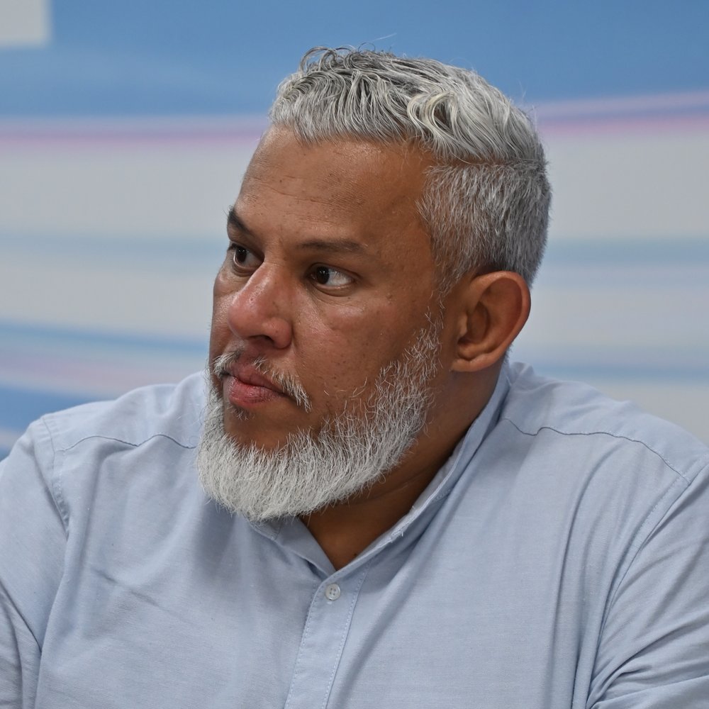 Portrait de Hamza Otmane Rachedi, cofondateur et associé-gérant de HEDGE